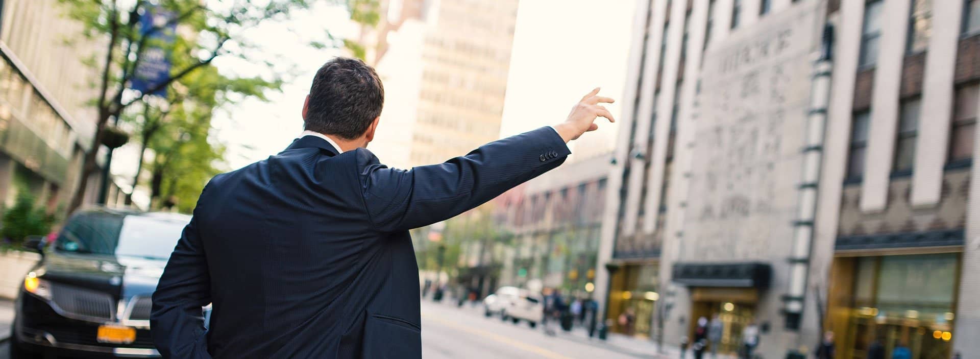 Taxi bestellen Wien LuxusClass, Botenfahrten, AirportTaxi Taxi 31300